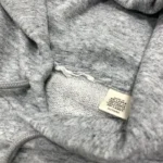 Levi’s Women's Floral Print Cropped Hoodie In Grey Size XL/TG - Image 5